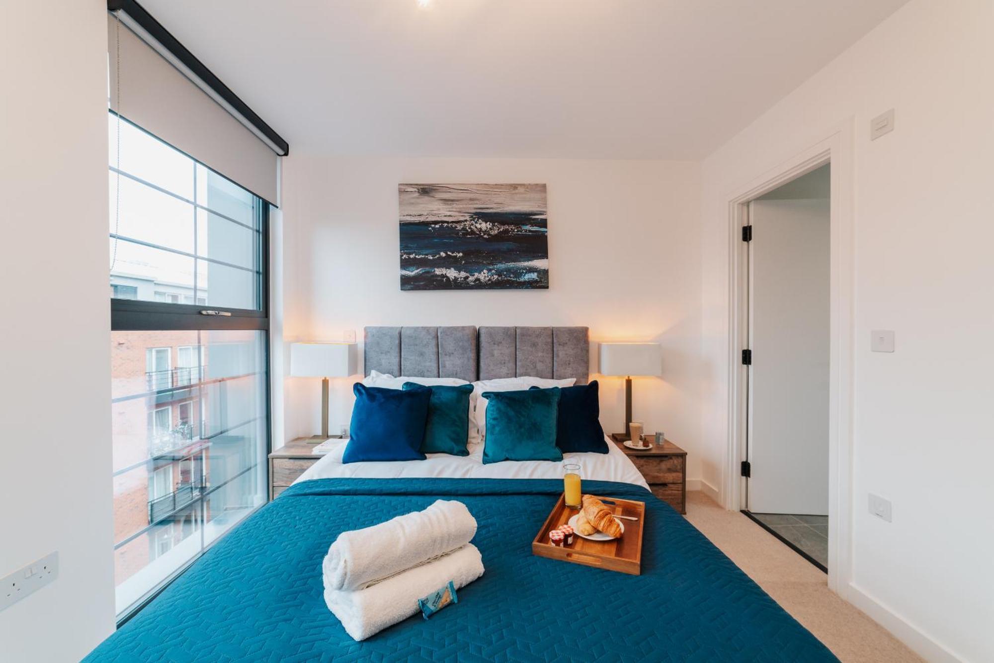 Luxury City & Canal View Stylish Pad, Family, Contractors, Fast Wifi Birmingham Exterior photo